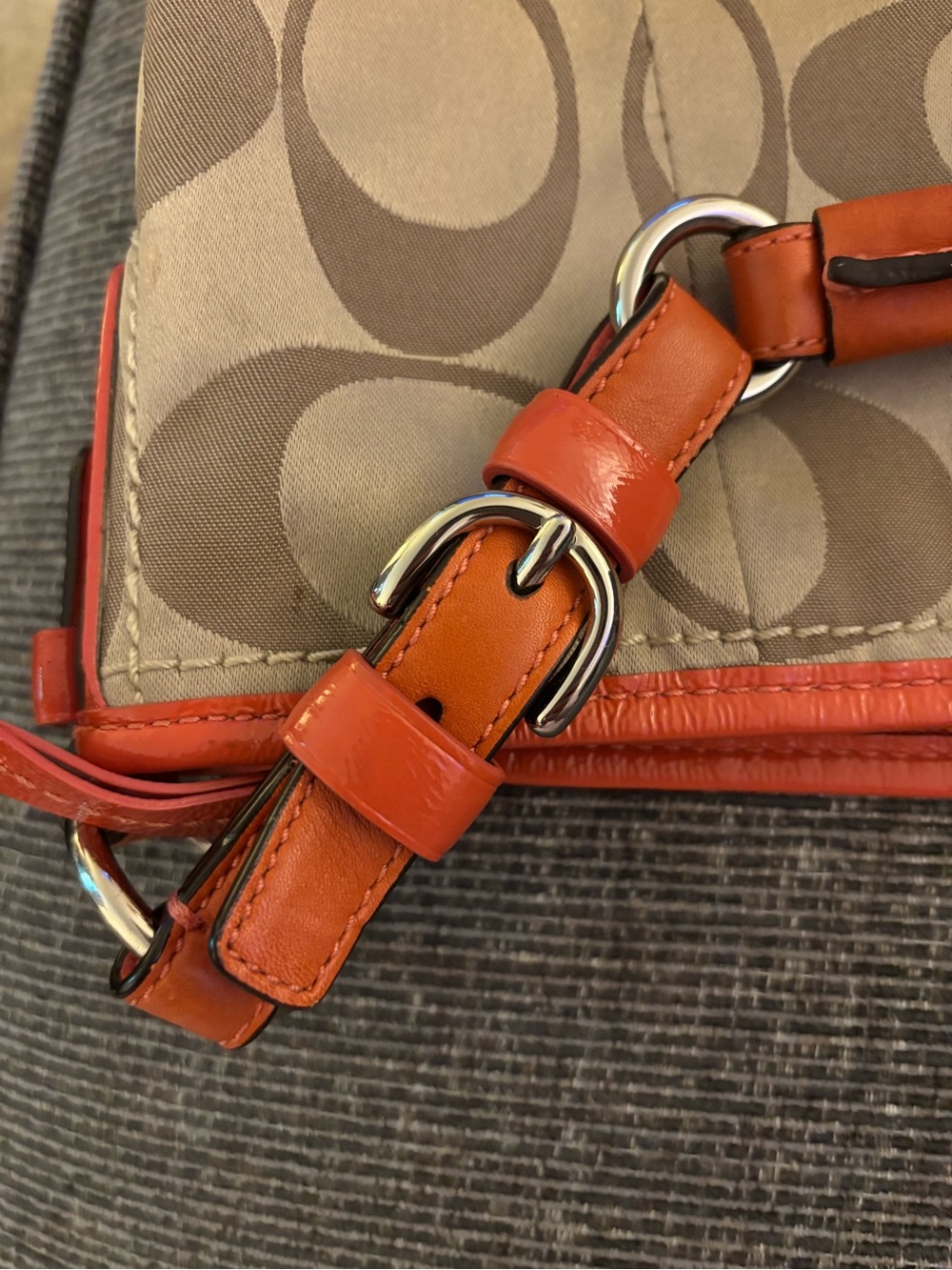 Coach K0868-12675 Signature Metallic Khaki Jacquard Orange Leather Shoulder Bag - Picture 12 of 16